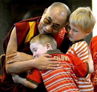 14th Dalai Lama,Dalai Lama Pictures,History of the Dalai Lama,Dahli Lama,Who is Dalai Lama